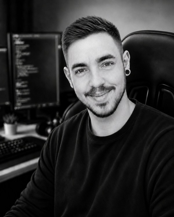 Martin - Solo Developer